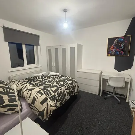 Bridgman Grove Bristol